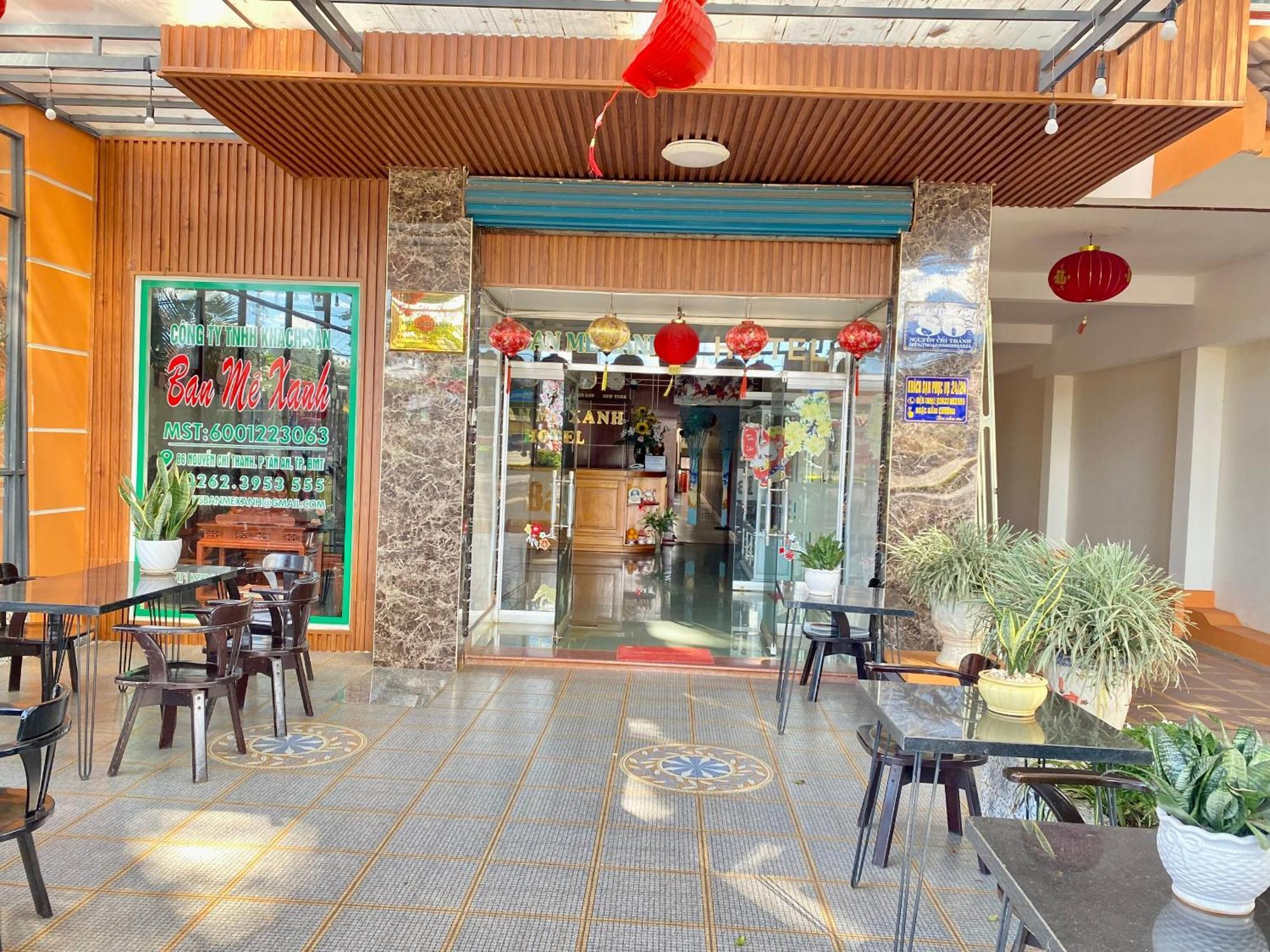 מלון בואון מה ת'וט Khach San Ban Me Xanh מראה חיצוני תמונה